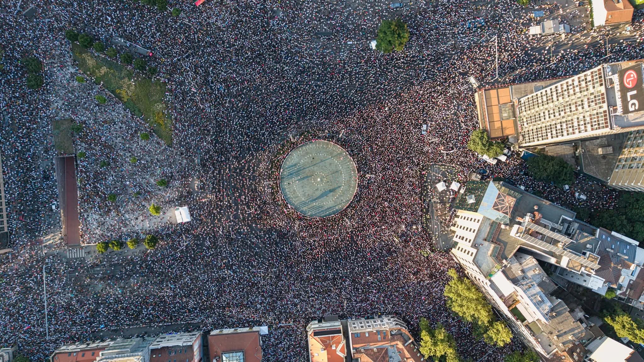 Arhiv javnih skupova objavio procenu broja ljudi na protestu u Beogradu