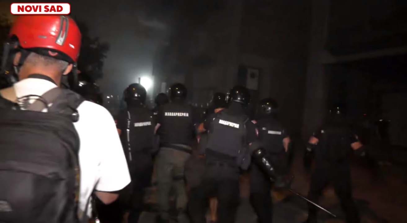 GG "Ivan V. Ćalović": Srbija je duboko podeljena zemlja, režim je prešao "crvenu liniju"