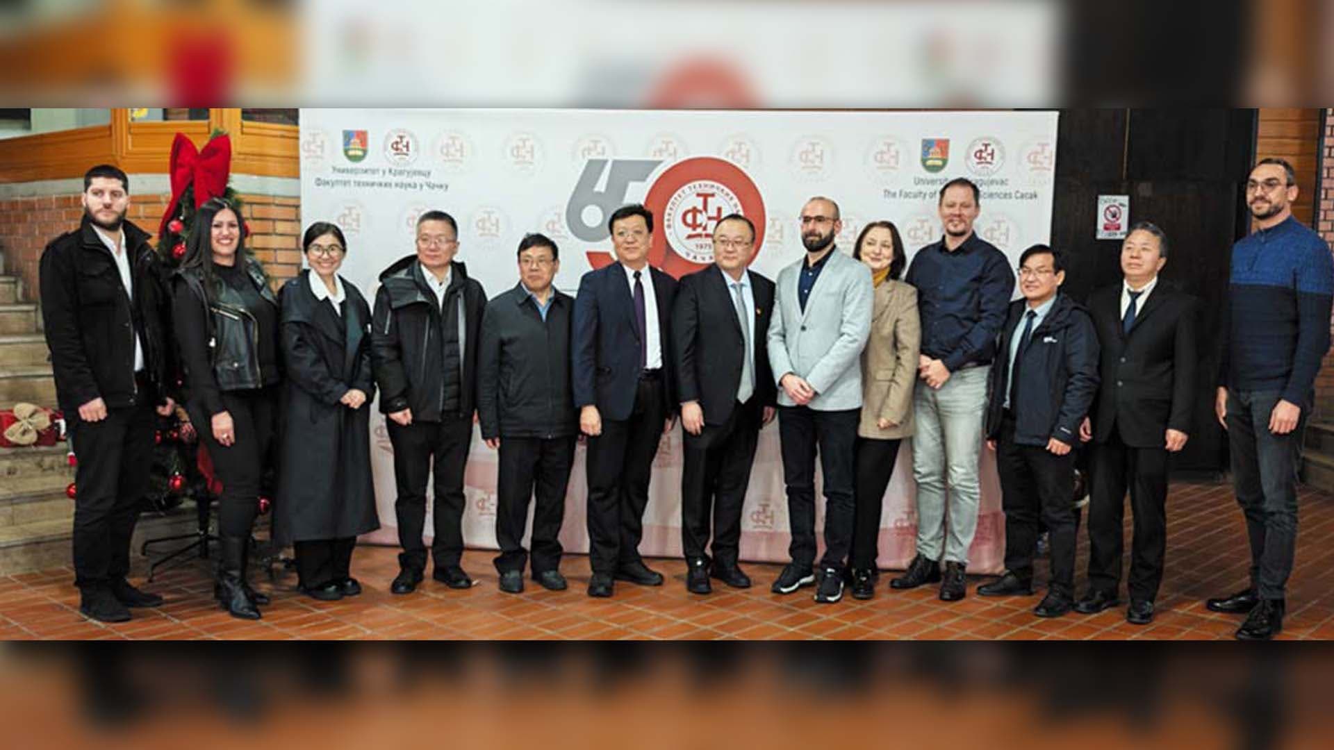 Delegacija iz Kine u poseti Fakultetu tehničkih nauka u Čačku