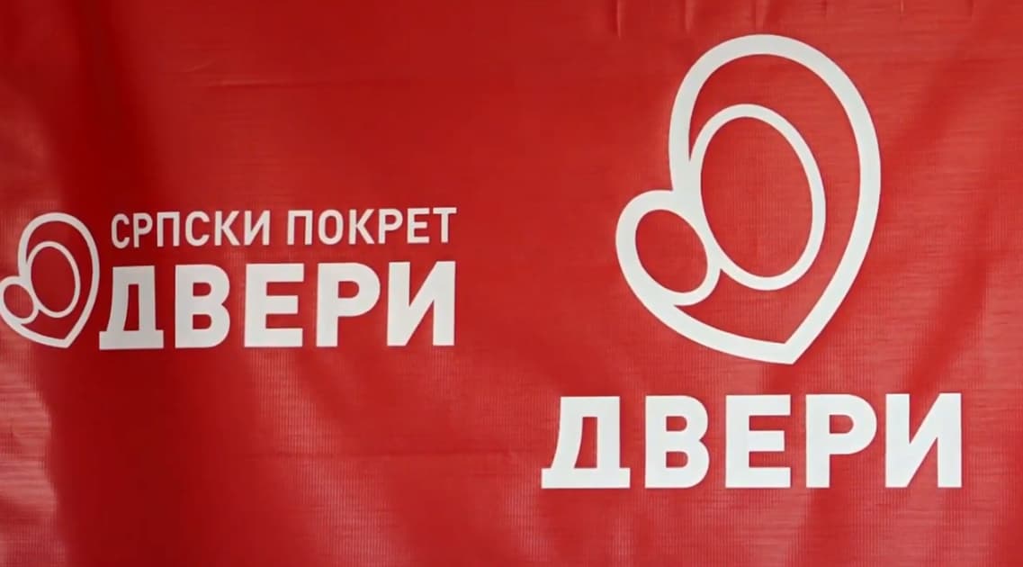 Dveri: Optužbe na račun vlasti zbog veza sa kriminalom, traže se hitni odgovori i vanredni izbori