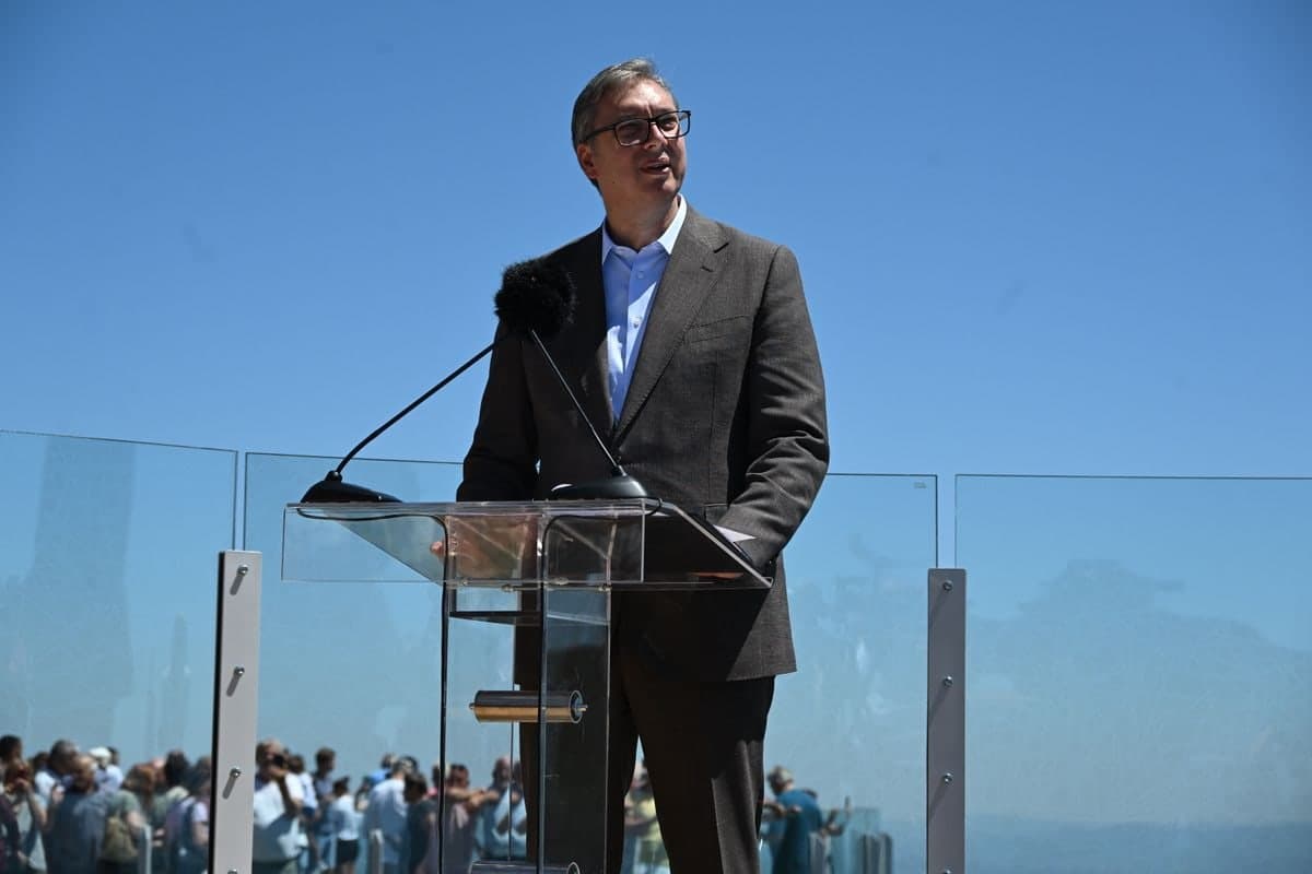 Vučić odložio skup SNS u Novom Sadu